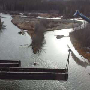 Crane moving steel girders for the Nordenskiold River Bridge